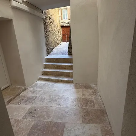 Les Remparts De Sasha